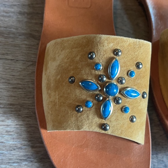 🎉Sale🎉 Mystique Sandals - Picture 1 of 10